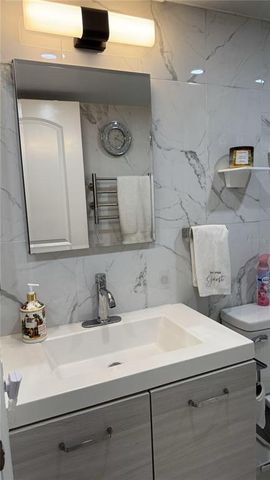 1243 S MARTIN LUTHER KING JR AVENUE B205, Clearwater, FL 33756