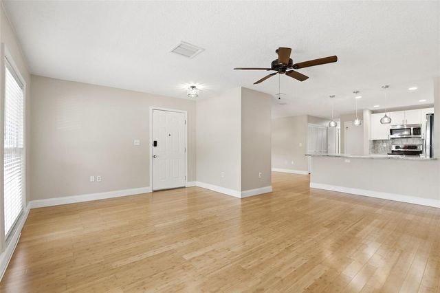 616 VILLA CIRCLE 536, Maitland, FL 32751