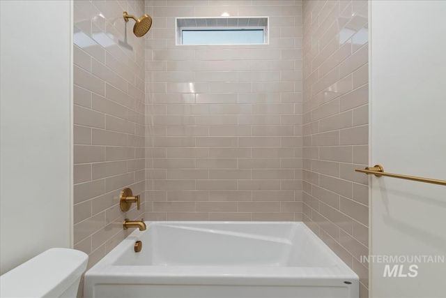 11047 W Cruden Bay Ln, Kuna, ID 83634