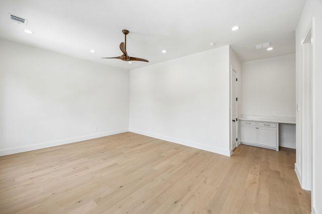 419 Cameron Avenue, Dallas, TX 75223
