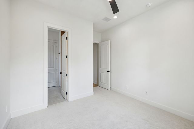 419 Cameron Avenue, Dallas, TX 75223