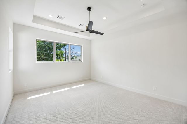 419 Cameron Avenue, Dallas, TX 75223