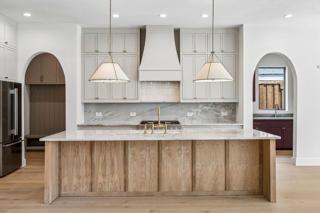 419 Cameron Avenue, Dallas, TX 75223