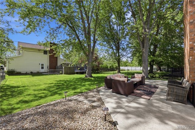 227 North Lane, Grand Island, NY 14072
