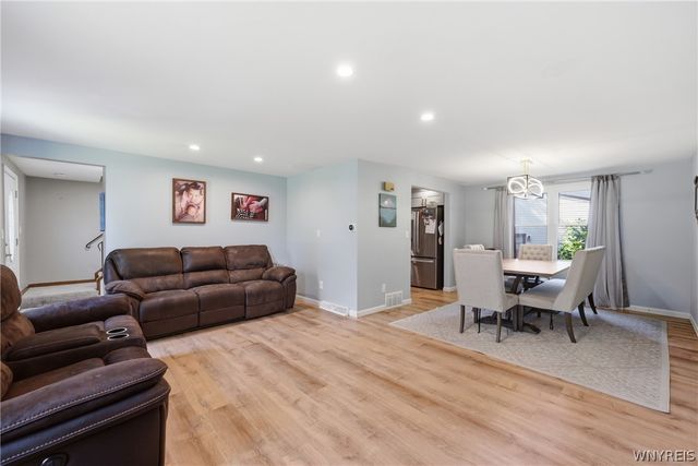 227 North Lane, Grand Island, NY 14072