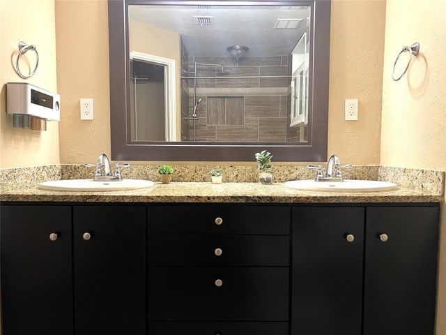 19326 Gagelake Lane, Houston, TX 77084