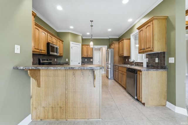 7036 Summerlyn Drive, Fort Wayne, IN 46835