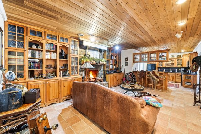 134 Sycamore Drive, Jonesborough, TN 37659