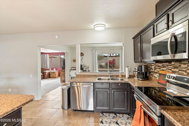 9061 E 39th Street, Tucson, AZ 85730