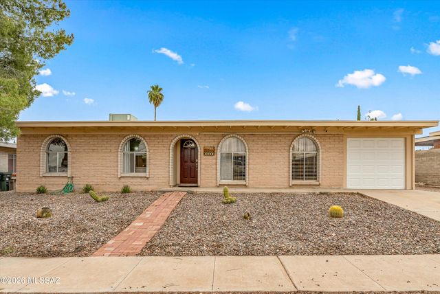 9061 E 39th Street, Tucson, AZ 85730