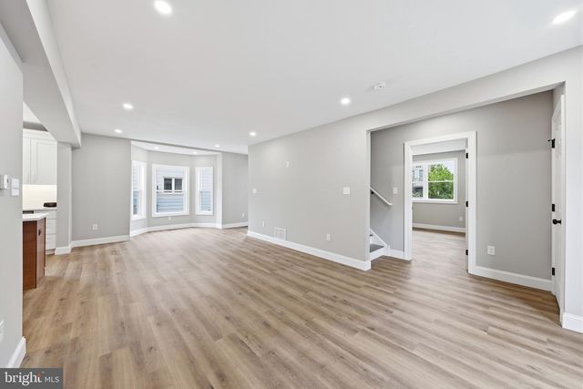 208 PEACH ST, Hammonton, NJ 08037