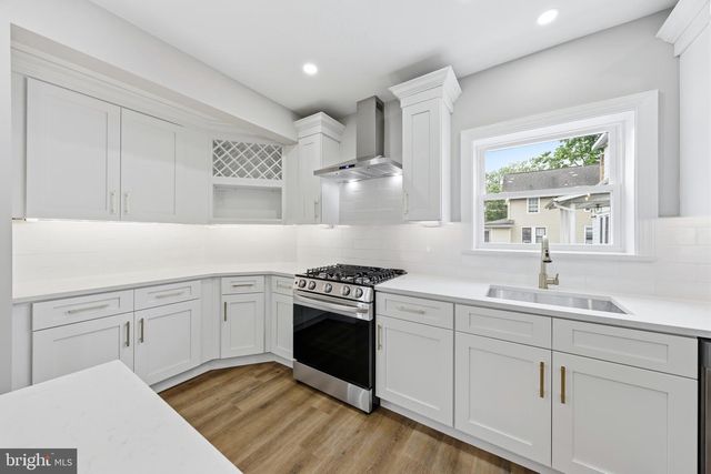 208 PEACH ST, Hammonton, NJ 08037