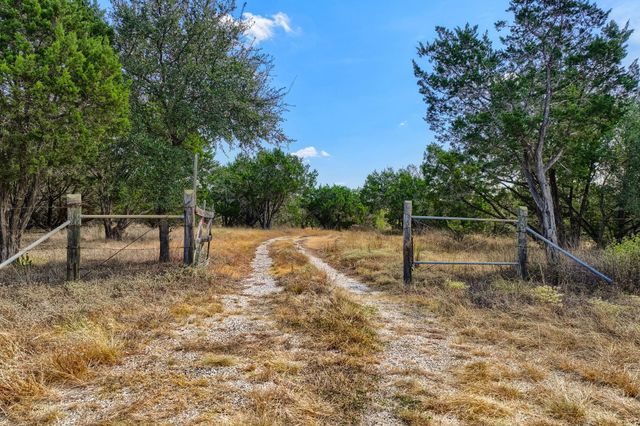 TBD Lost Oak TRL, Johnson City, TX 78636