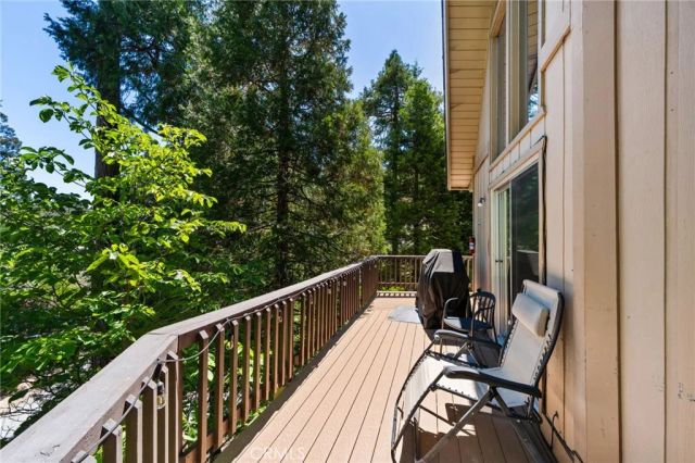 28577 Shenandoah, Lake Arrowhead, CA 92352