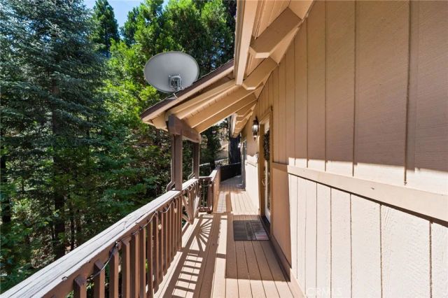 28577 Shenandoah, Lake Arrowhead, CA 92352