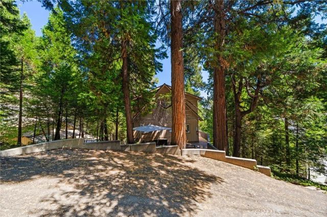 28577 Shenandoah, Lake Arrowhead, CA 92352
