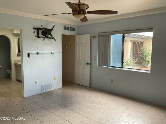 4060 N Swan Road, Tucson, AZ 85718
