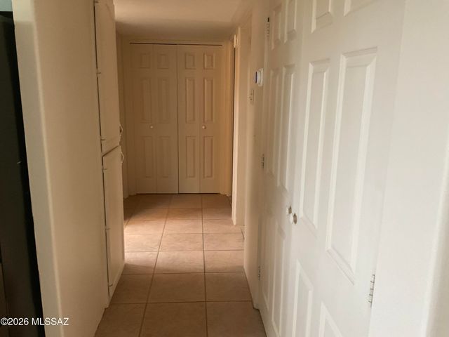 4060 N Swan Road, Tucson, AZ 85718