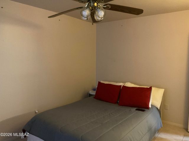4060 N Swan Road, Tucson, AZ 85718