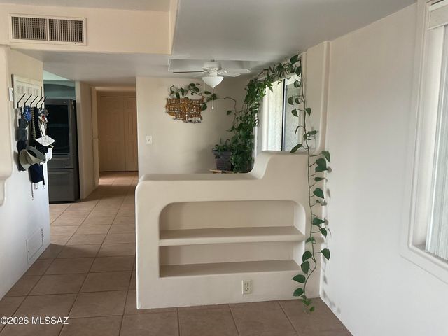 4060 N Swan Road, Tucson, AZ 85718