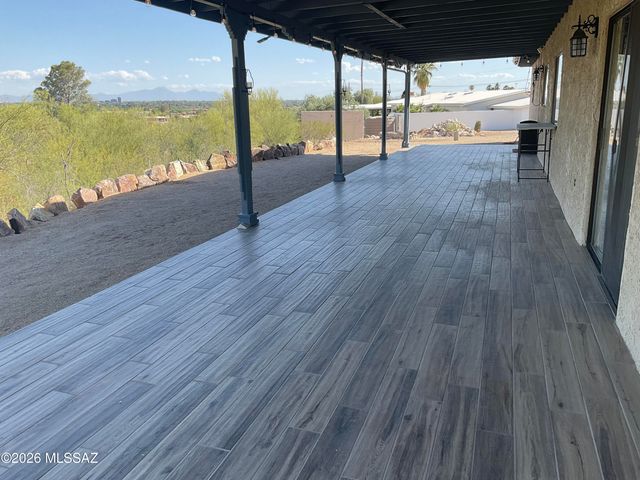 4060 N Swan Road, Tucson, AZ 85718
