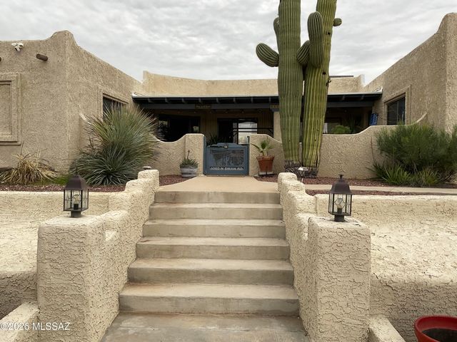 4060 N Swan Road, Tucson, AZ 85718