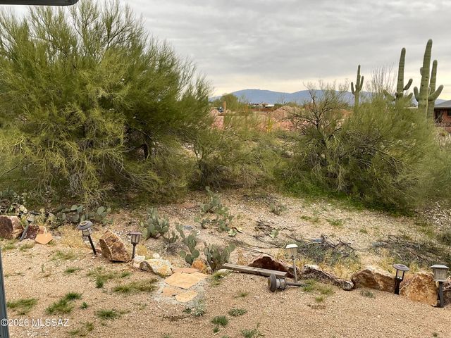 4060 N Swan Road, Tucson, AZ 85718