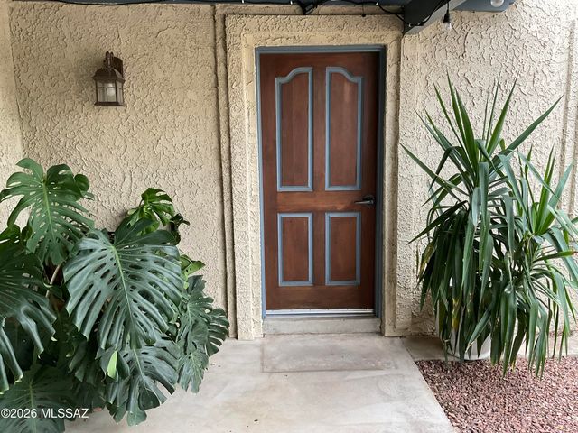 4060 N Swan Road, Tucson, AZ 85718