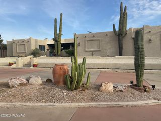 4060 N Swan Road, Tucson, AZ 85718