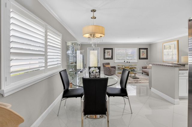 102 E Waterford E 102, Delray Beach, FL 33446