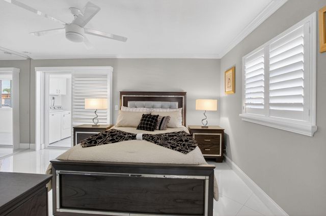 102 E Waterford E 102, Delray Beach, FL 33446