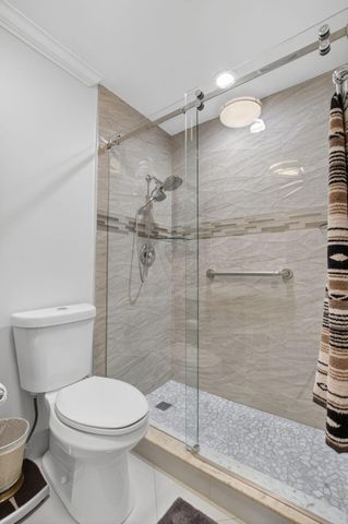 102 E Waterford E 102, Delray Beach, FL 33446