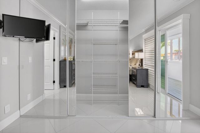 102 E Waterford E 102, Delray Beach, FL 33446