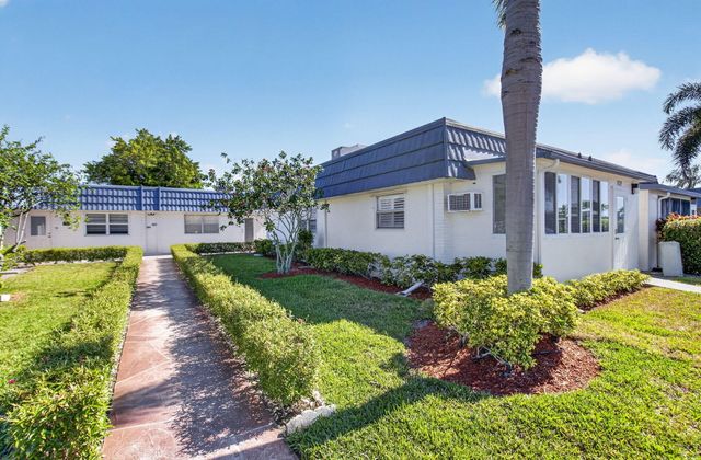 102 E Waterford E 102, Delray Beach, FL 33446