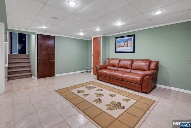 185 Ratzer Road, Wayne, NJ 07470