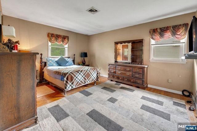 185 Ratzer Road, Wayne, NJ 07470