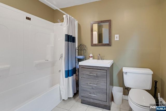 185 Ratzer Road, Wayne, NJ 07470