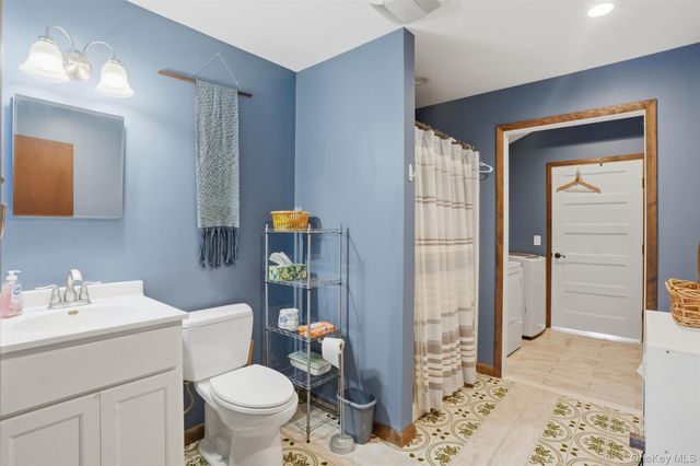 144 Yantz Road, Red Hook, NY 12571