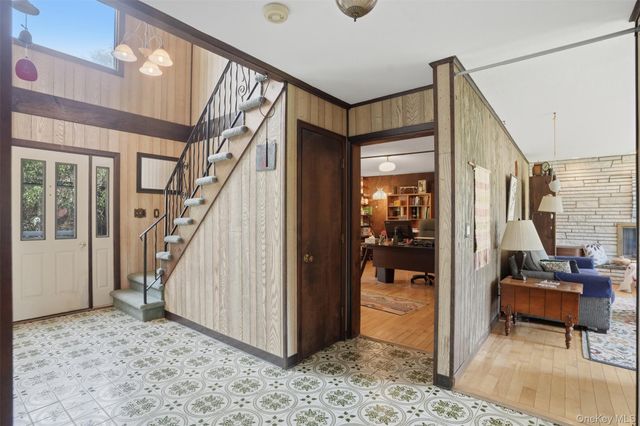 144 Yantz Road, Red Hook, NY 12571
