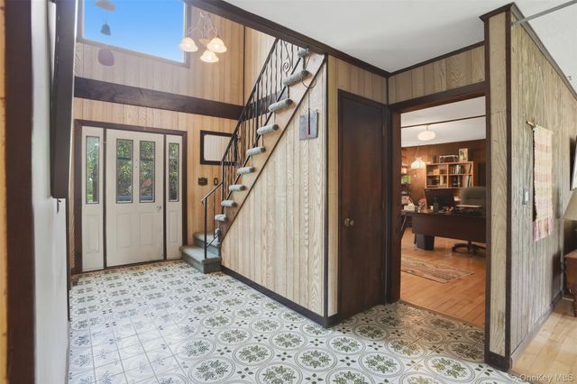 144 Yantz Road, Red Hook, NY 12571