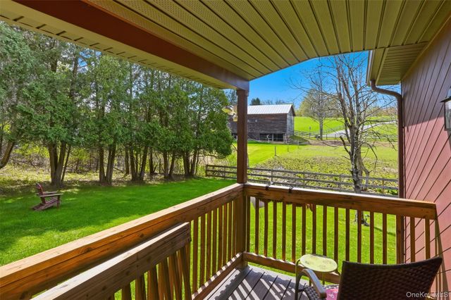 144 Yantz Road, Red Hook, NY 12571