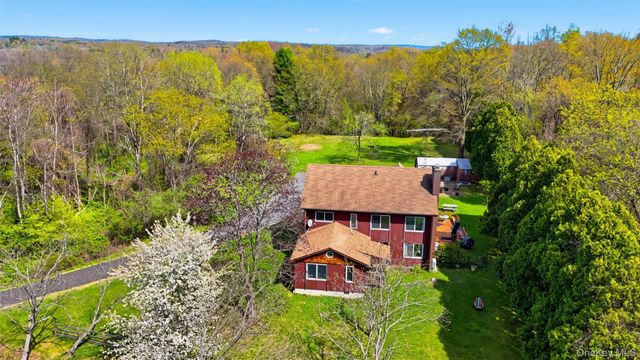 144 Yantz Road, Red Hook, NY 12571