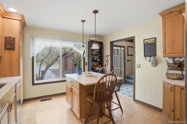 144 Yantz Road, Red Hook, NY 12571