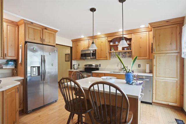 144 Yantz Road, Red Hook, NY 12571