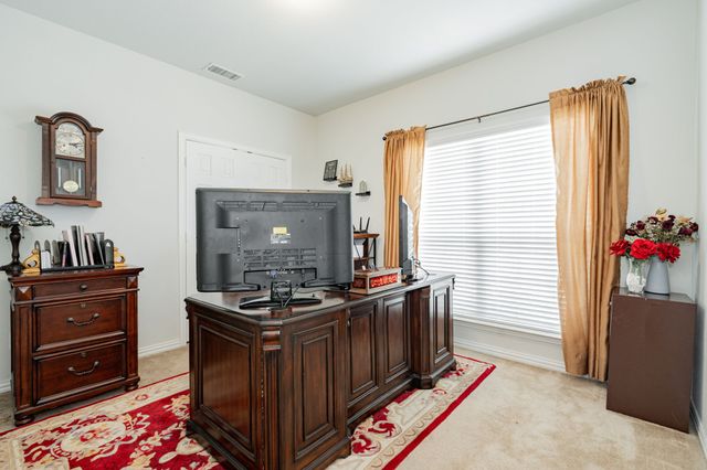 115 Basswood Drive, Red Oak, TX 75154