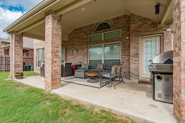 115 Basswood Drive, Red Oak, TX 75154
