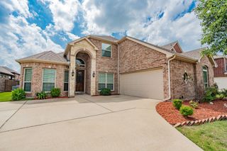 115 Basswood Drive, Red Oak, TX 75154