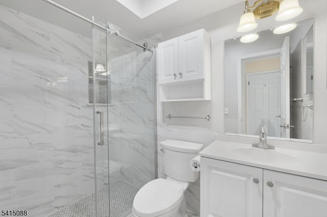 58 Smithfield Ct, Bernards Twp., NJ 07920