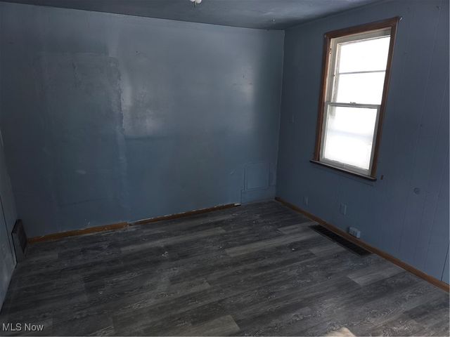 14510 Granger Road, Maple Heights, OH 44137