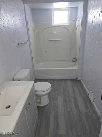 14510 Granger Road, Maple Heights, OH 44137